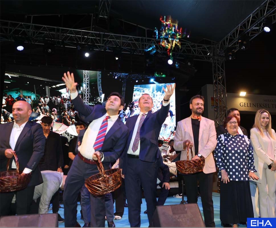 haber-merkez-efendi-geleneksel-tip-fest-03
