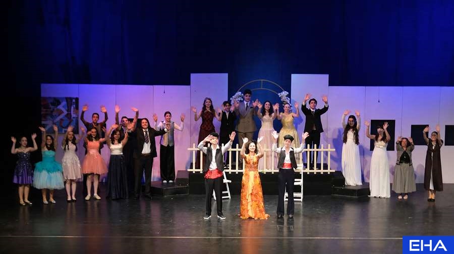 tiyatro-festivali-nde-iki-unutulmaz-eser-tiyatro-severlerle-bulustu-9883a353-70ef-438f-b345-8cc442931c22